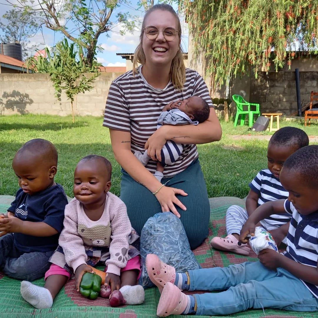 CHILD FIRST BABY HOME